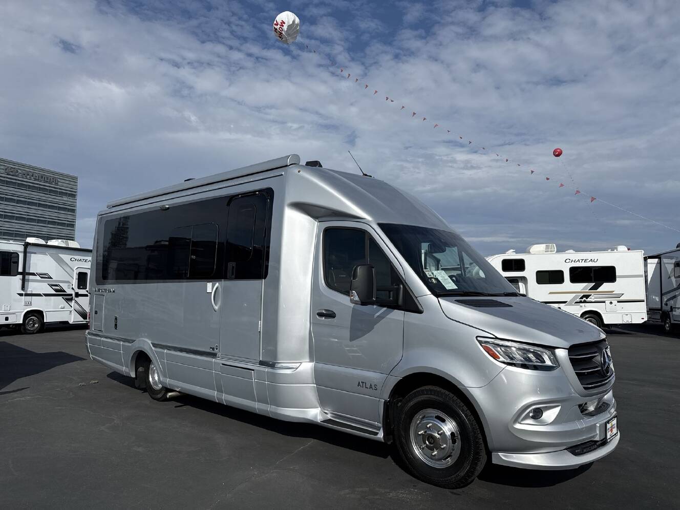 A photo of this 2021 Airstream ATLAS MURPHY SUITE
