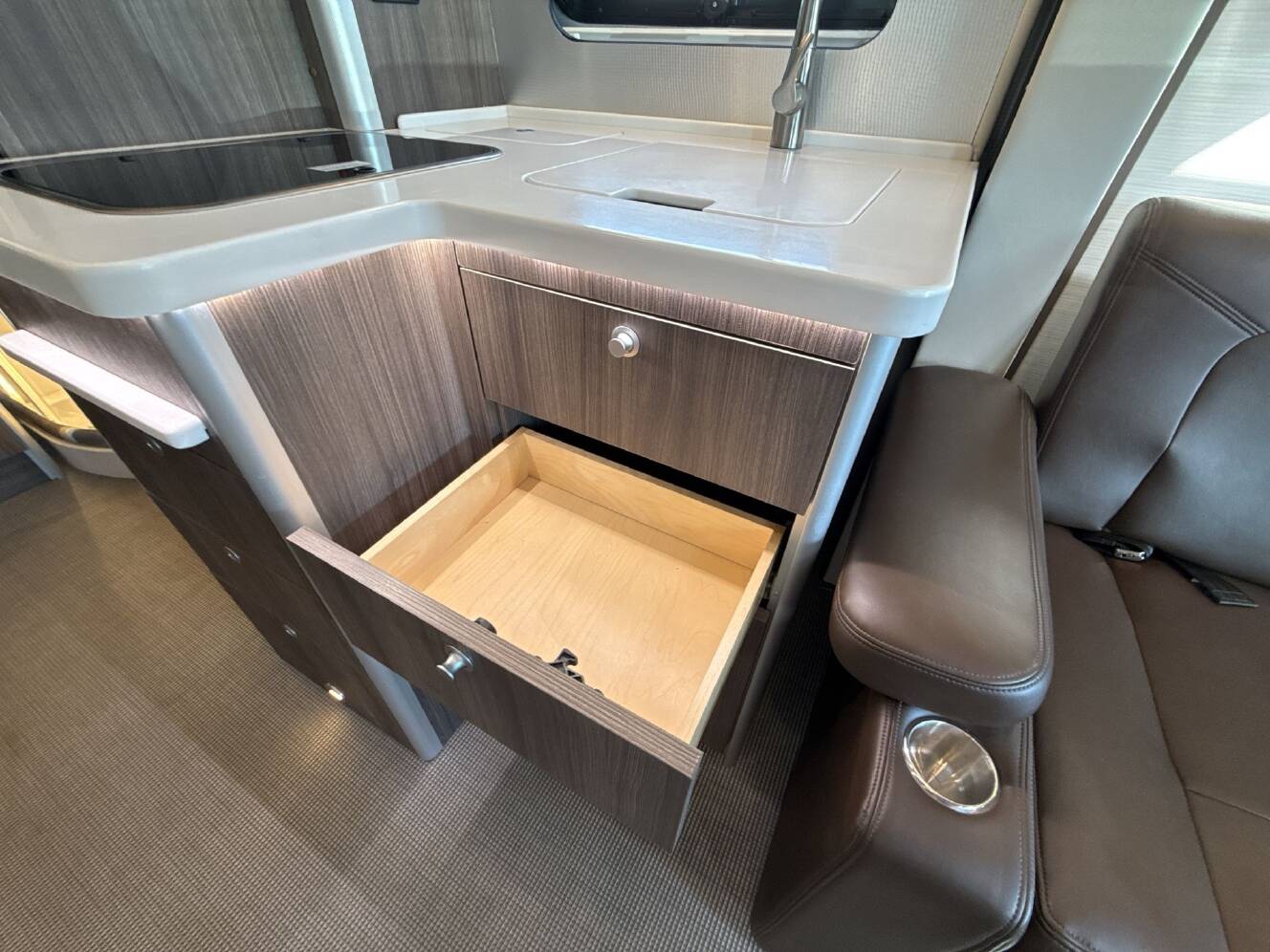 A photo of this 2021 Airstream ATLAS MURPHY SUITE