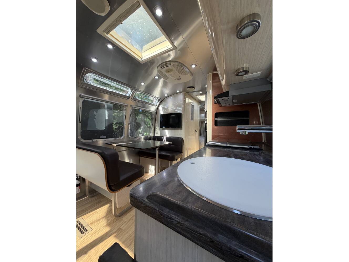 A photo of this 2014 Airstream INTERNATIONAL SERENITY 28RBQ