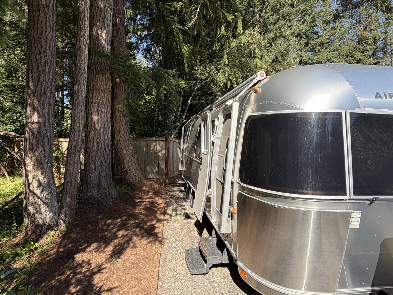 A photo of this 2014 Airstream INTERNATIONAL SERENITY 28RBQ