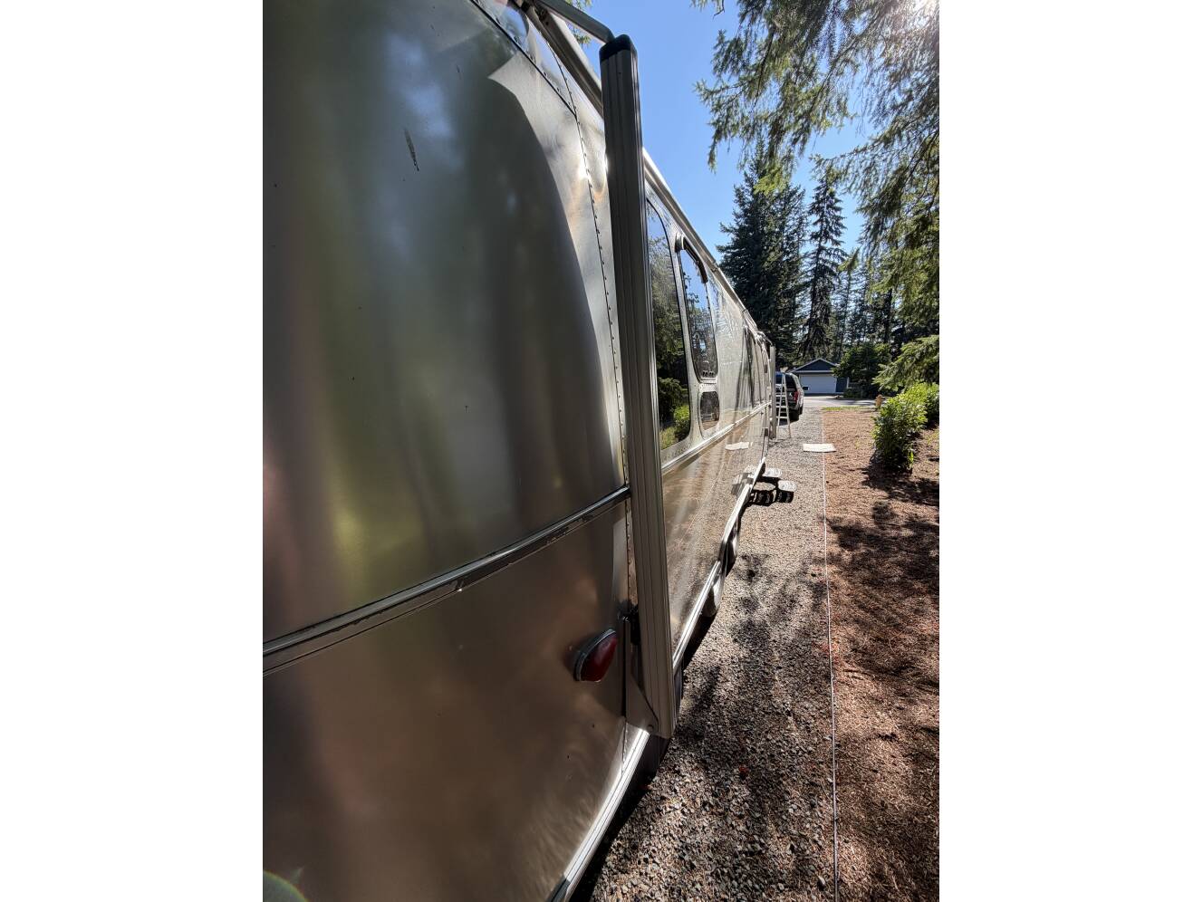 A photo of this 2014 Airstream INTERNATIONAL SERENITY 28RBQ