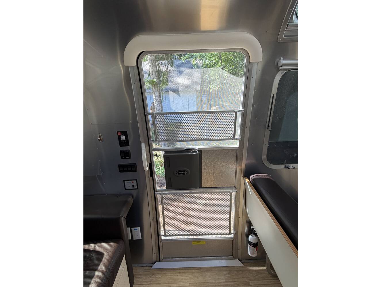 A photo of this 2014 Airstream INTERNATIONAL SERENITY 28RBQ