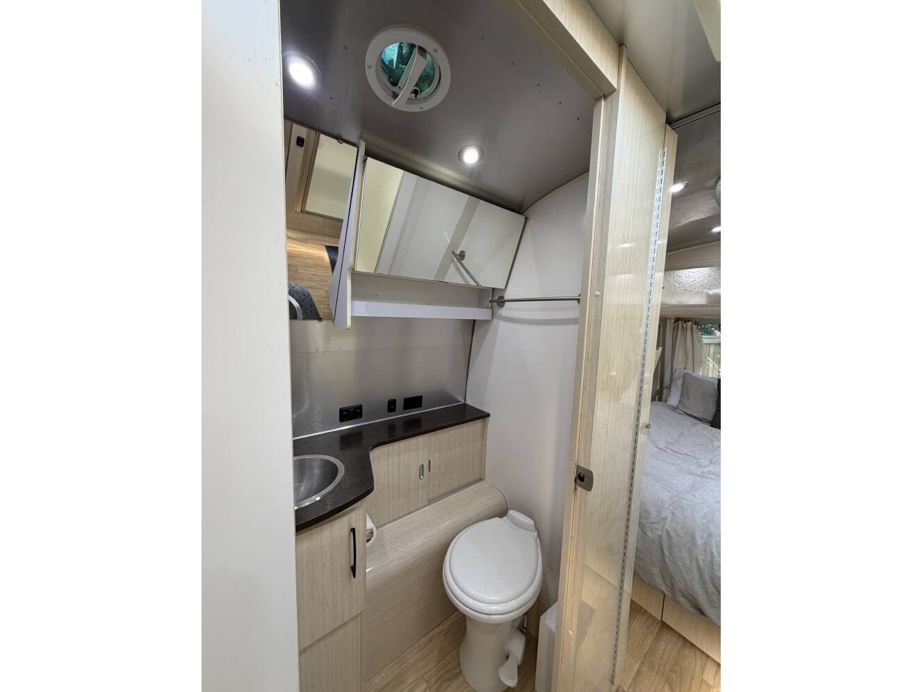 A photo of this 2014 Airstream INTERNATIONAL SERENITY 28RBQ