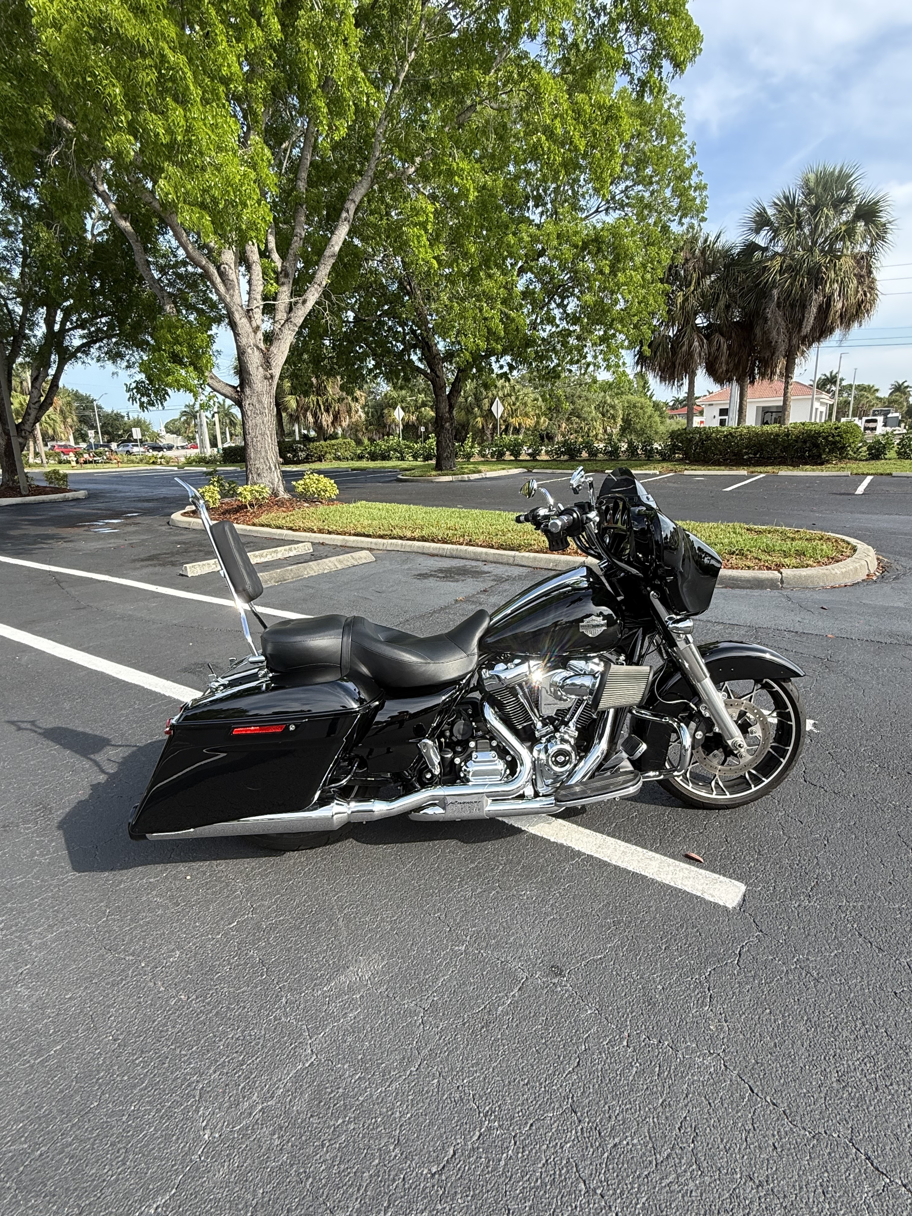 2021 Harley-Davidson STREET GLIDE SPECIAL motorcycle