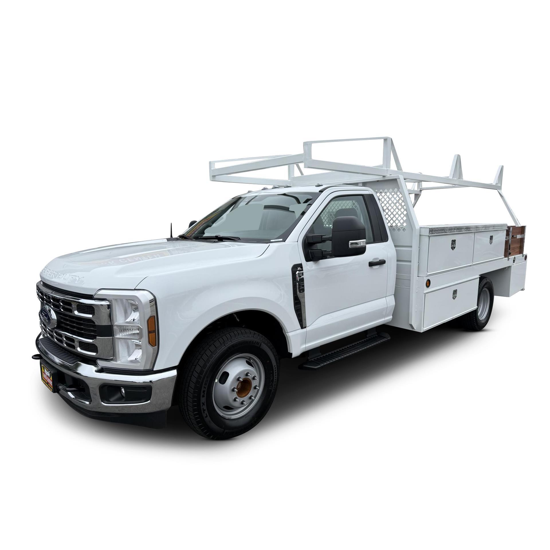 2025 FORD F-350 in Whittier, CA