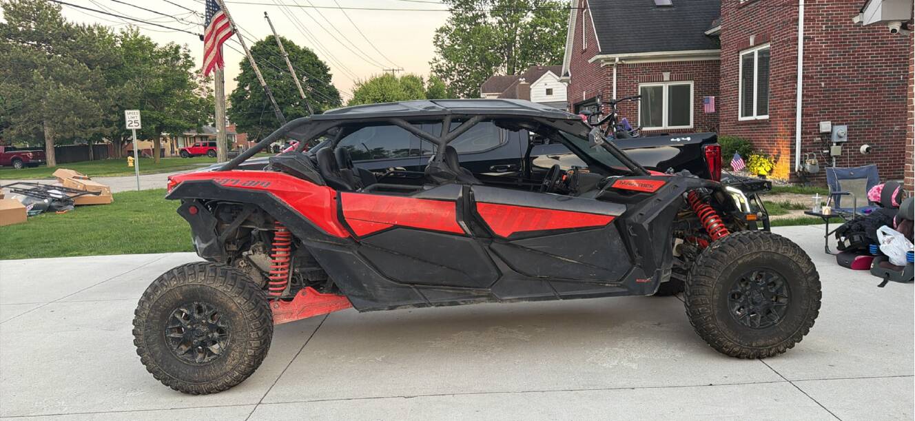 A photo of this 2022 Can-Am MAVERICK X3 MAX RS TURBO RR 72