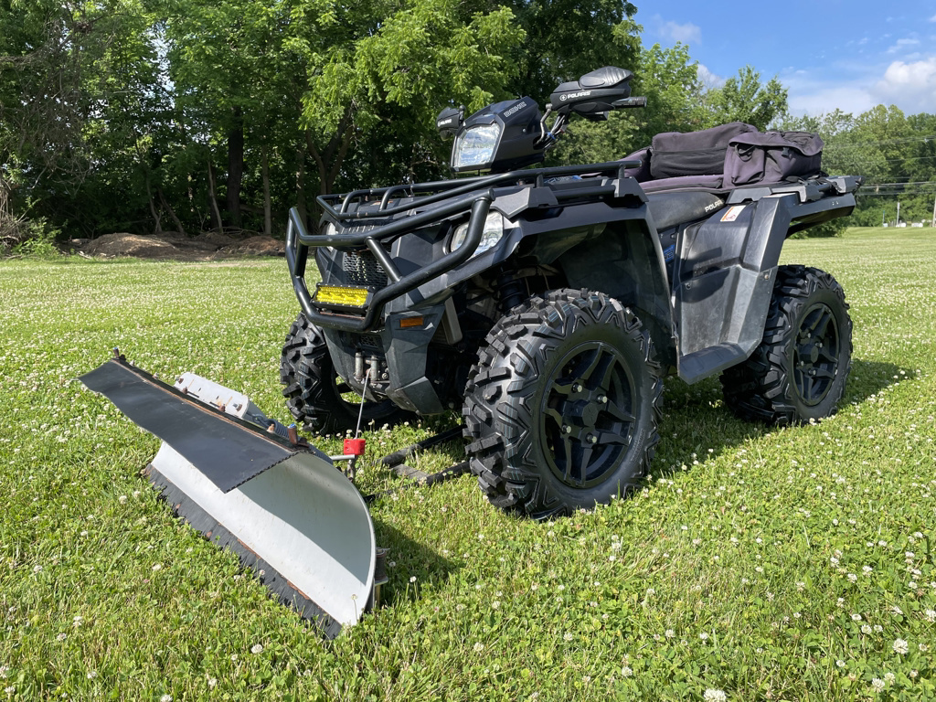 2017 Polaris Sportsman 570 SP Stealth Black - W/ Plow Stealth Bla BASE in westerville OH