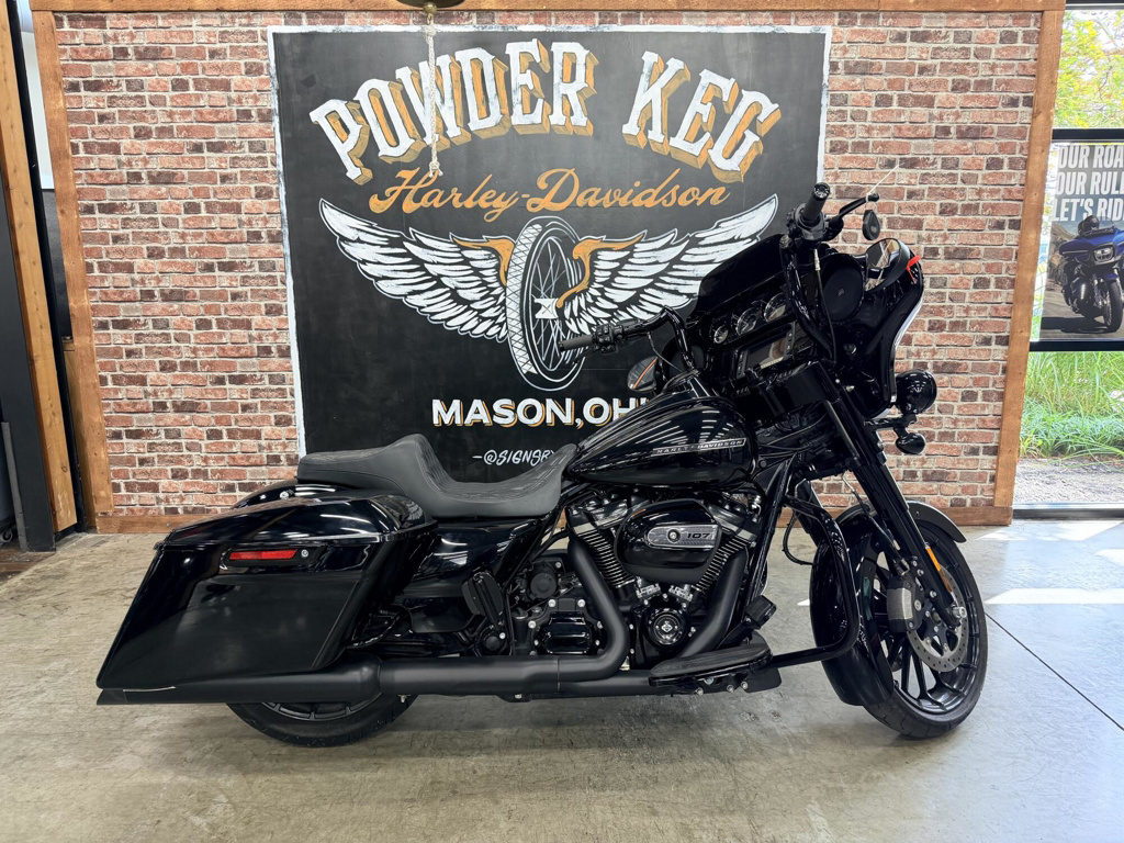 2018 Harley-Davidson Street Glide Special SPECIAL in Mason, OH