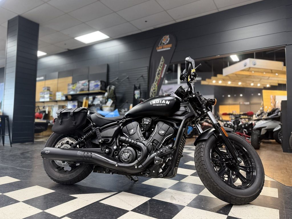 2025 Indian Scout Bobber Limited +Tech Black Smoke BOBBER in Huntsville, AL