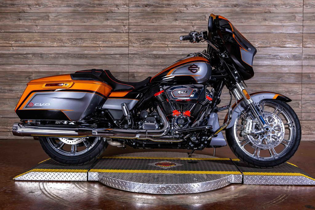 2026 Harley-Davidson Street Glide FLHXSE - CVO FLHXSE in Alton, IL