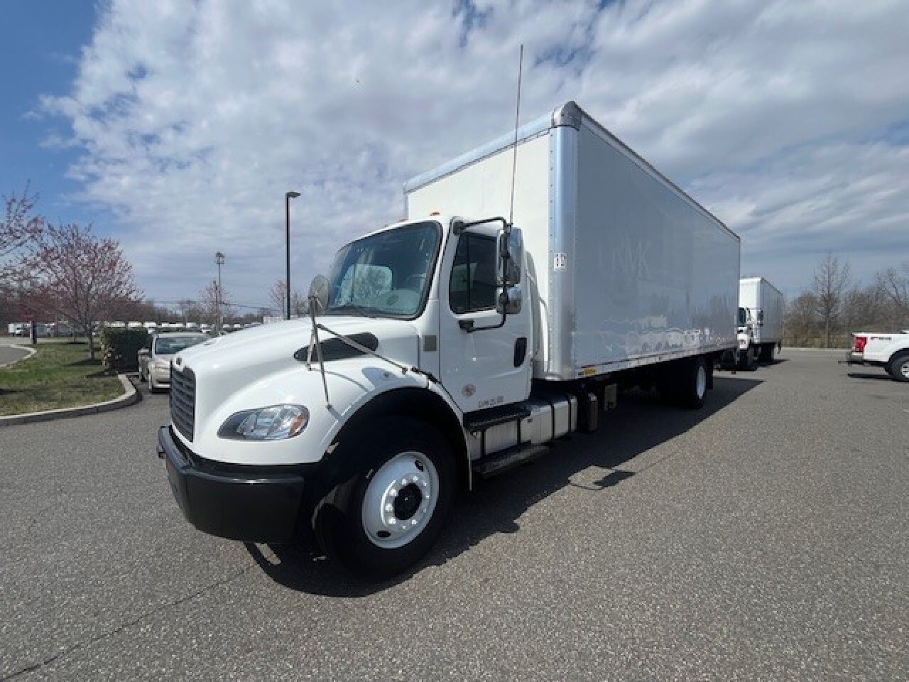 2022 FREIGHTLINER BUSINESS CLASS M2 106 in Swedesboro, NJ