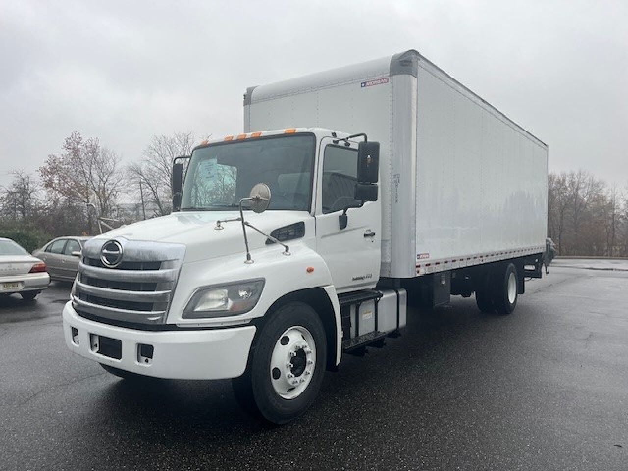 2018 HINO 338 in Swedesboro, NJ