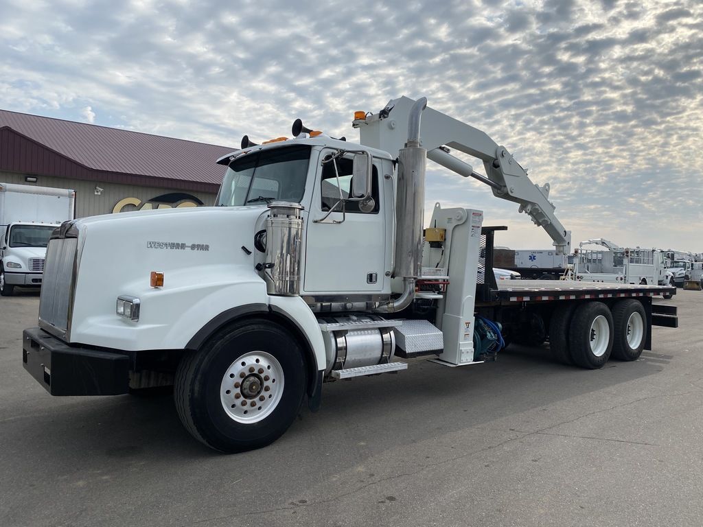 2006 WESTERN STAR IMT TIRE SERVICE CRANE in Rice, MN