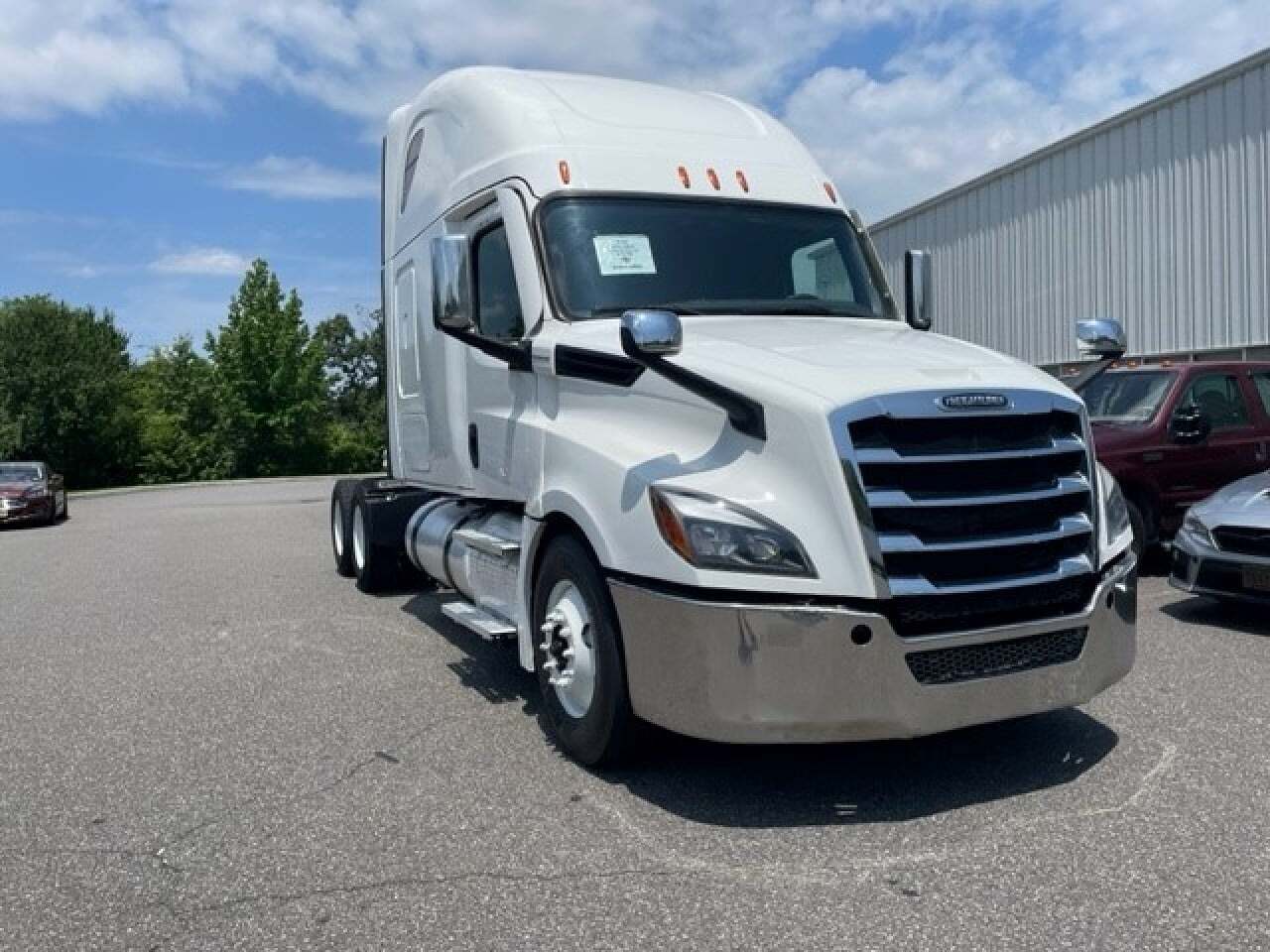 2023 FREIGHTLINER CASCADIA 126 in Swedesboro, NJ