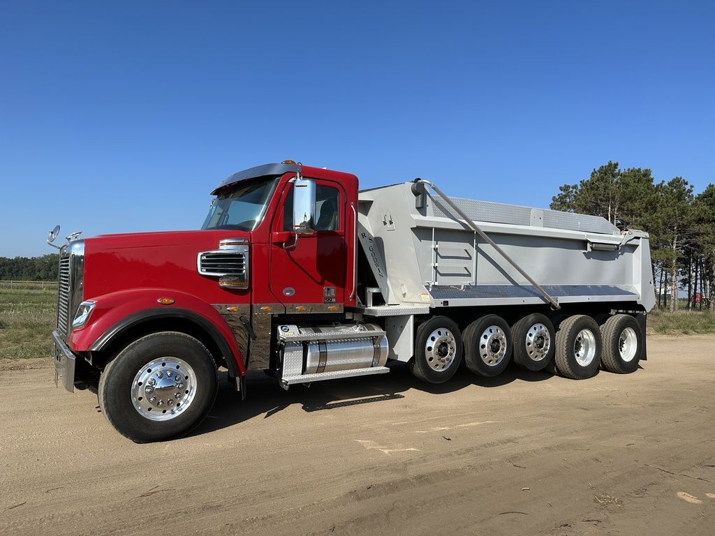 2020 FREIGHTLINER 122SD in Rice, MN