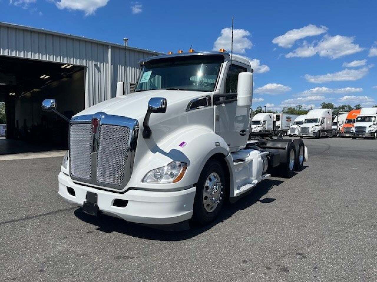2022 KENWORTH T680 in Swedesboro, NJ