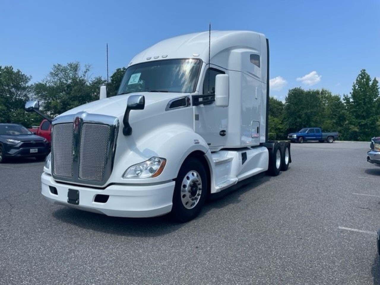 2022 KENWORTH T680 in Swedesboro, NJ