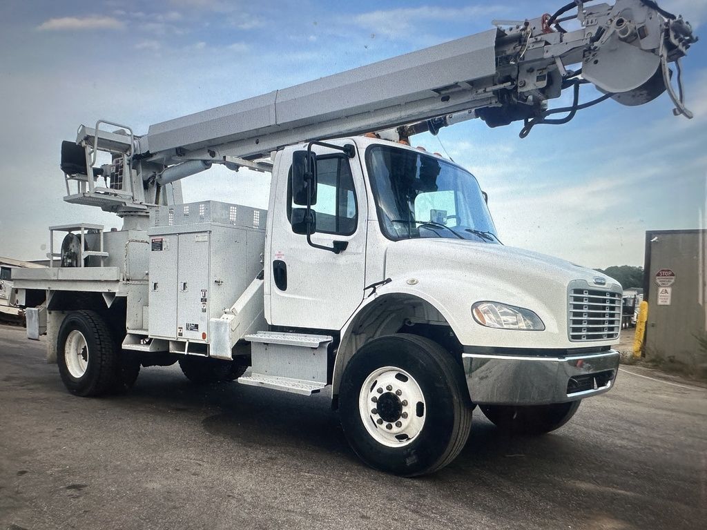 2016 FREIGHTLINER ALTEC in Rice, MN