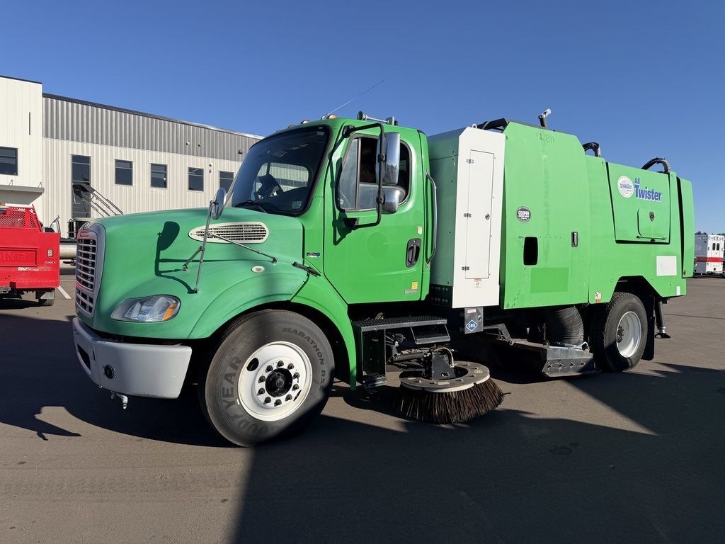 2014 FREIGHTLINER SCHWARZE A8 TWISTER in Rice, MN