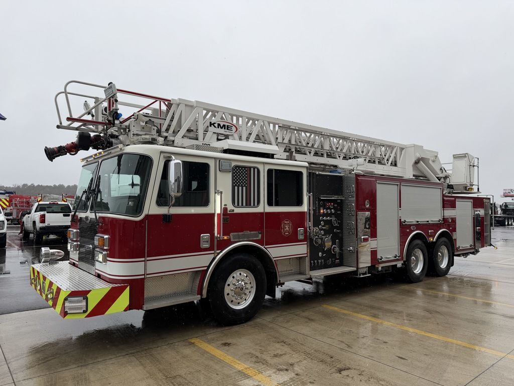 2017 KME PREDATOR 109 AERIAL CAT in Rice, MN