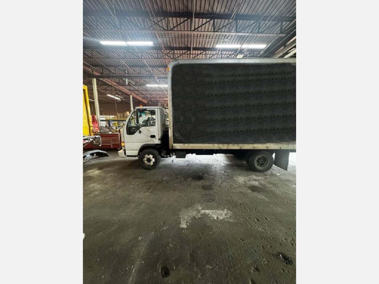 2006 GMC W3500 4HK1-TC 18.5ft in Dallas, TX