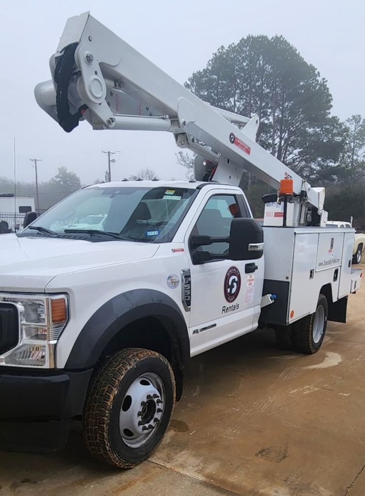 2020 ETI ETC40IH / Ford F550 4x4 - Bucket Truck in Lindale, TX