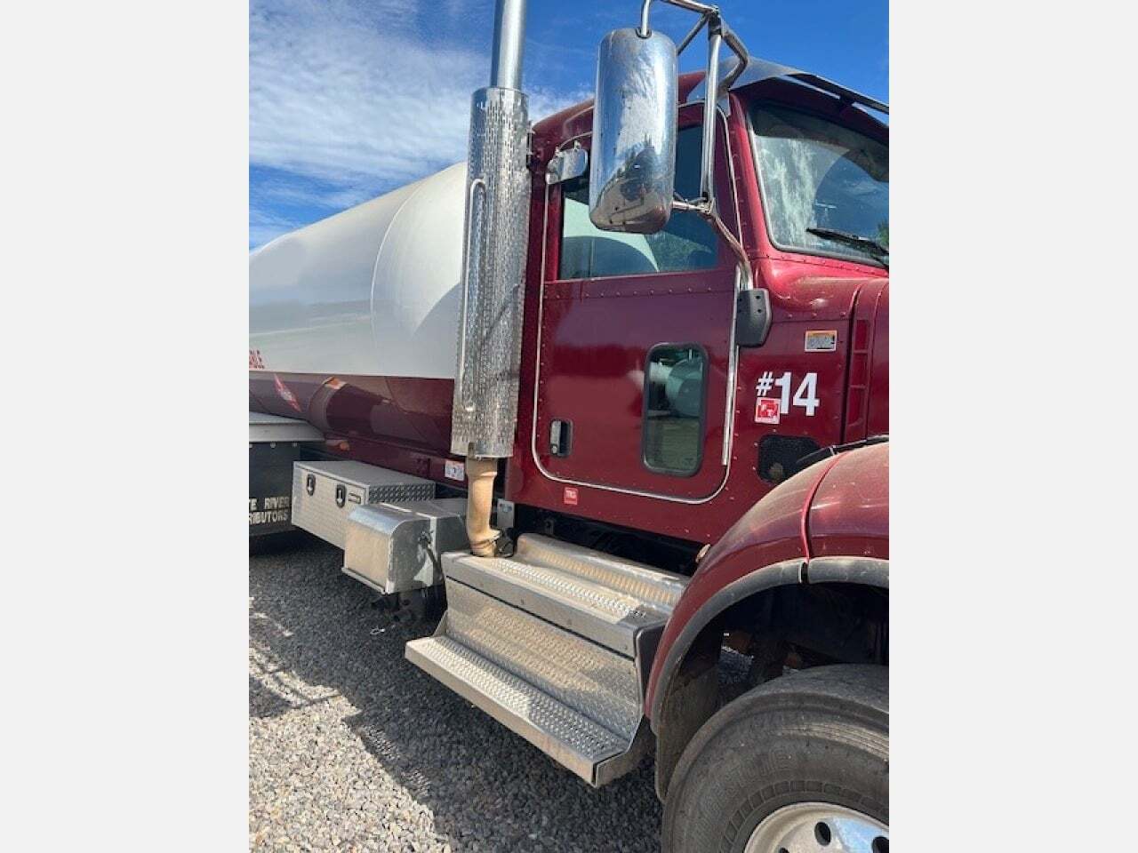 2022 PETERBILT 348 5300 Gallon in Sherwood, AR