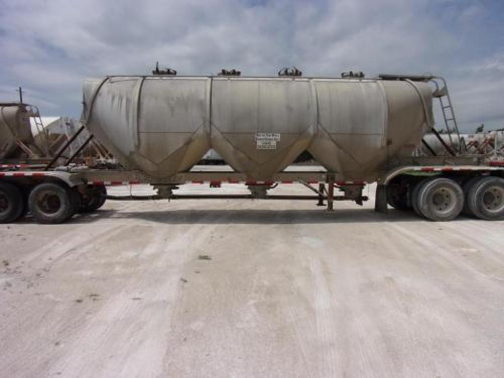 1989 HEIL 1200CUft in Dallas, TX