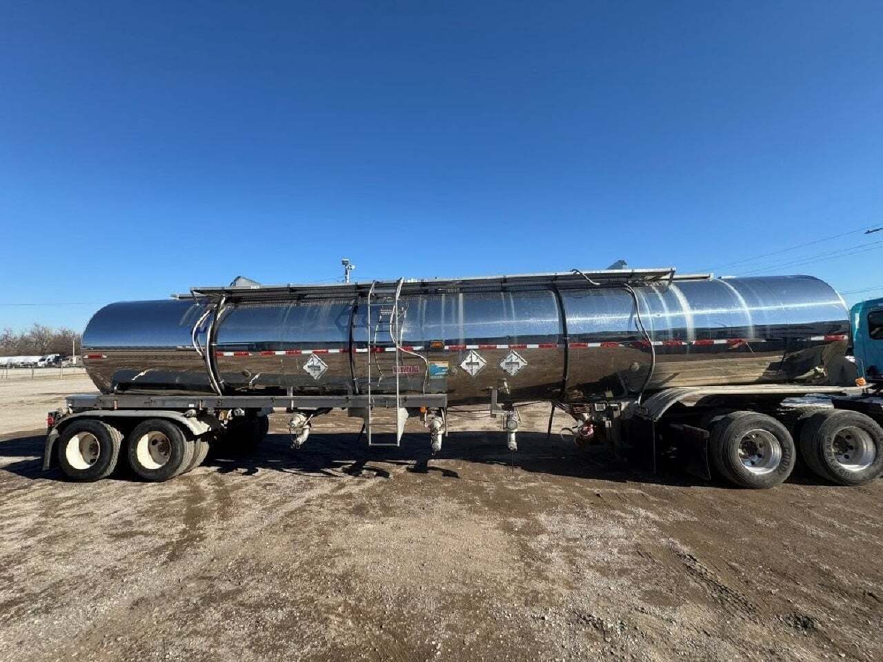 1994 POLAR KING TRAILER 7500 Gallon 3 Compartmen in Arcadia, OK