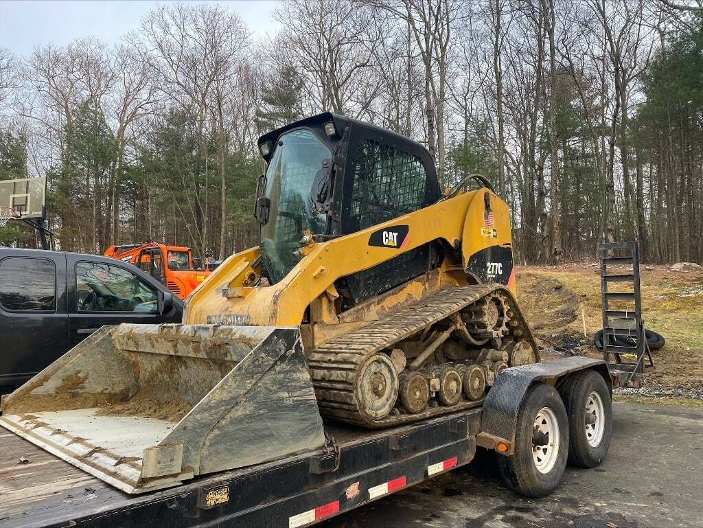2011 CAT 277C in Boston, MA
