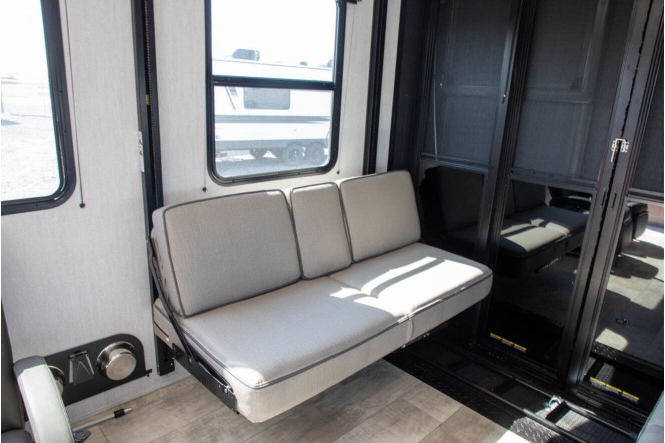 A photo of this 2025 Grand Design Momentum G Class TT 21G