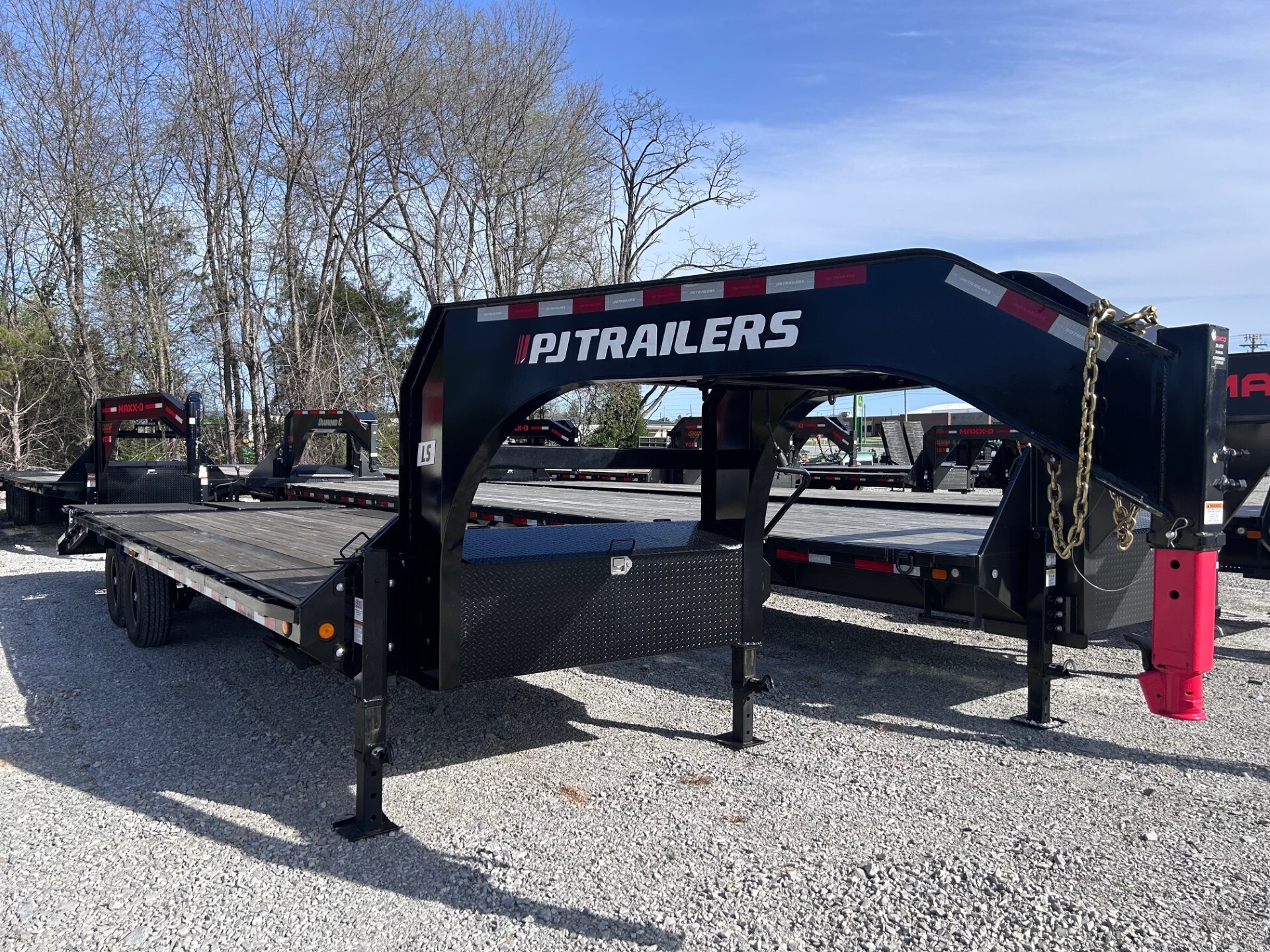 2023 PJ TRAILERS LS25 in Winchester, TN