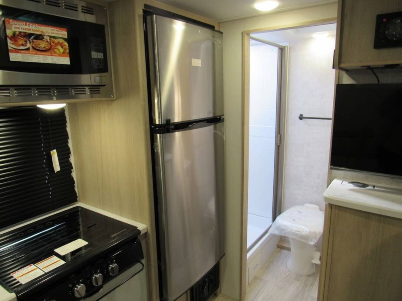 A photo of this 2025 Winnebago Micro Minnie 2108DS
