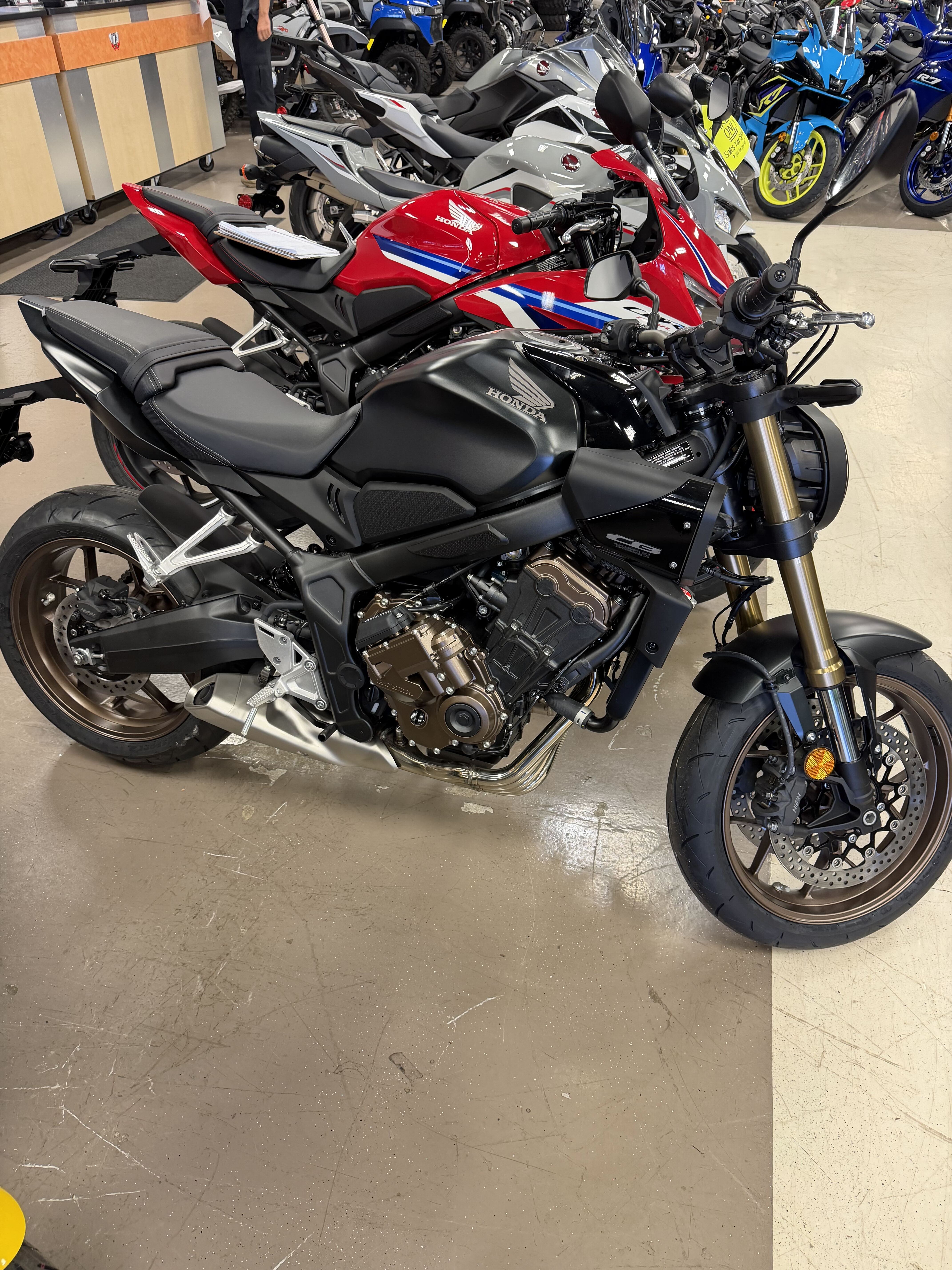 2026 Honda CB 650R E-CLUTCH E-CLUTCH in Shawnee, KS