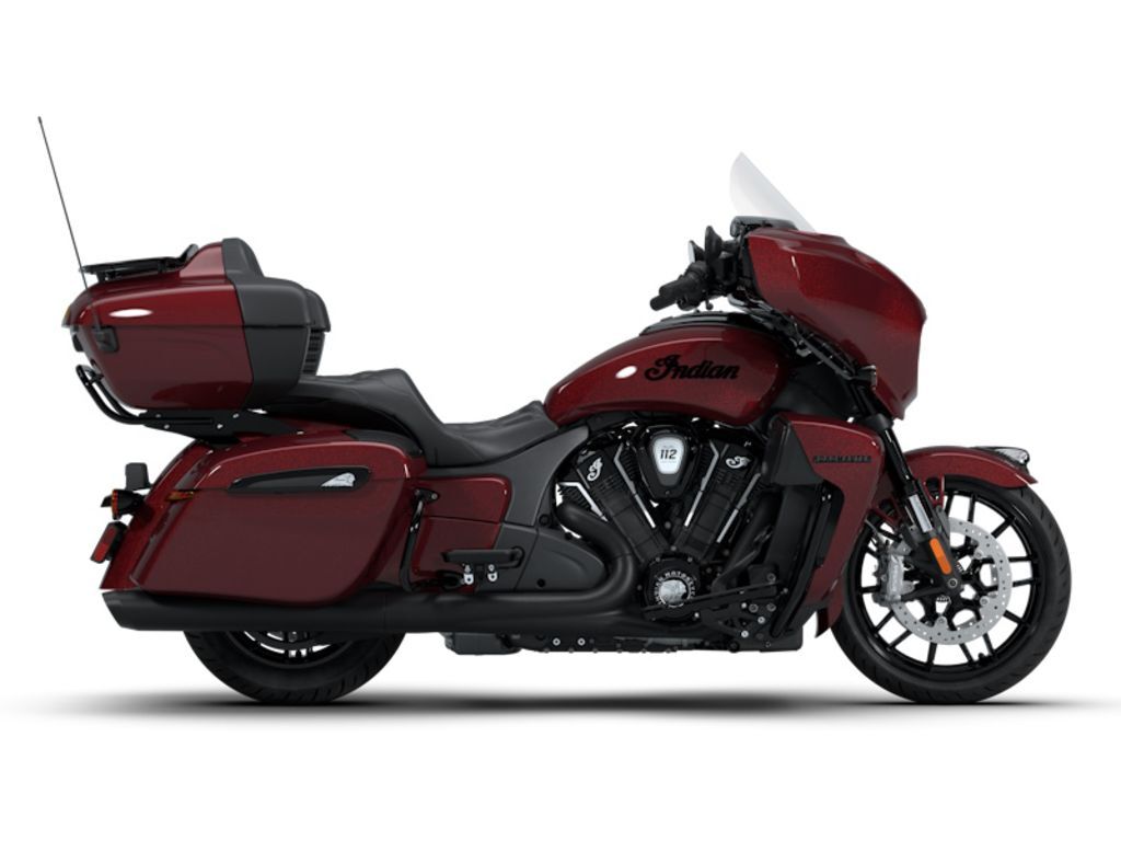 2026 Indian Motorcycle® Roadmaster® PowerPlus Dark Horse® 112 w/PowerBand Mar DARK HORSE in Hobe Sound, FL