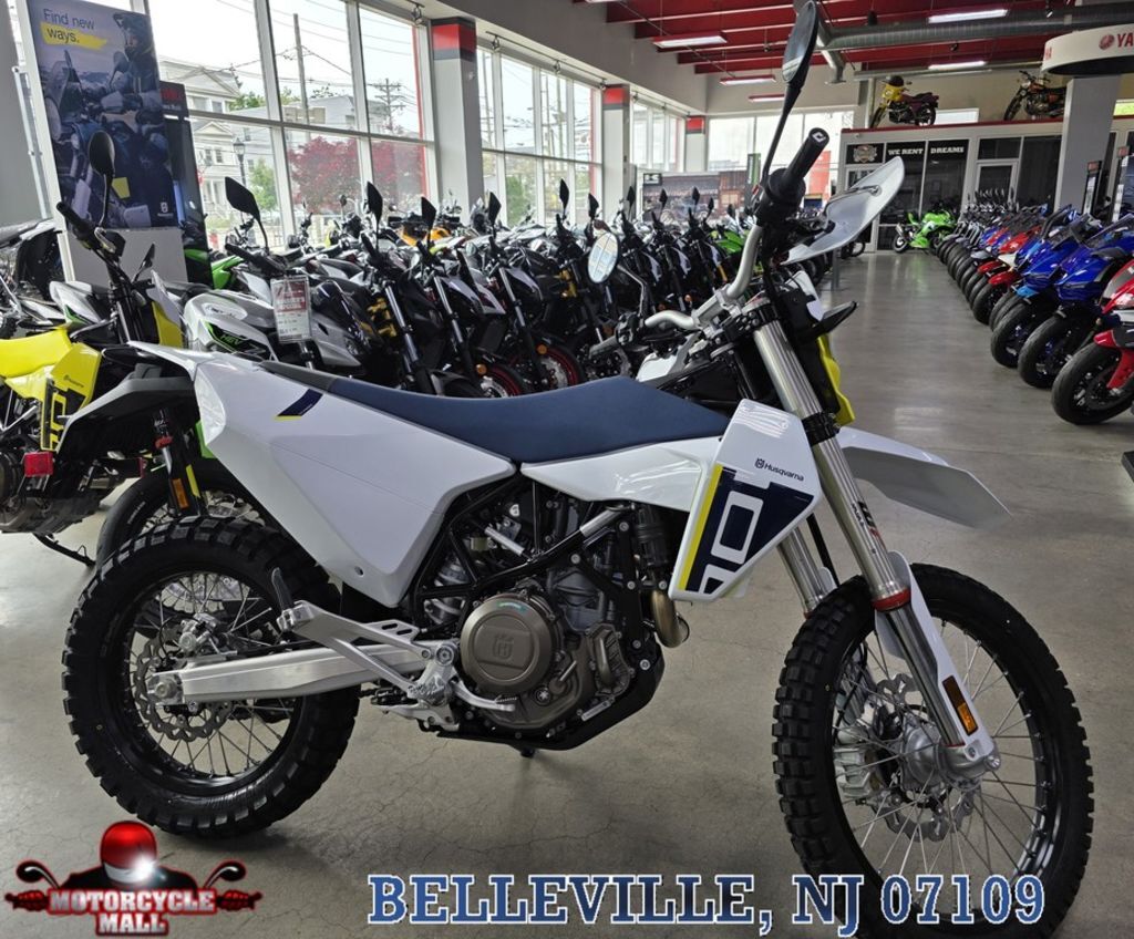 2027 Husqvarna® 701 Enduro ENDURO in Belleville, NJ