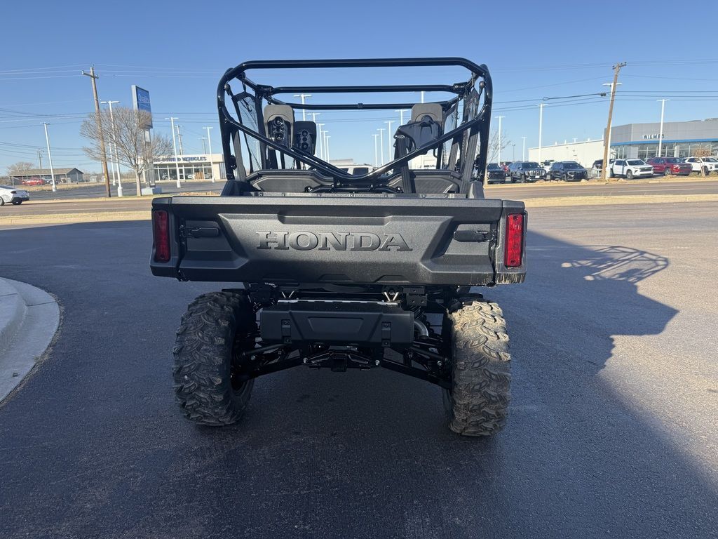 2025 Honda® Pioneer 1000-6 Deluxe Crew TrueTimber Atera Camo in altus OK