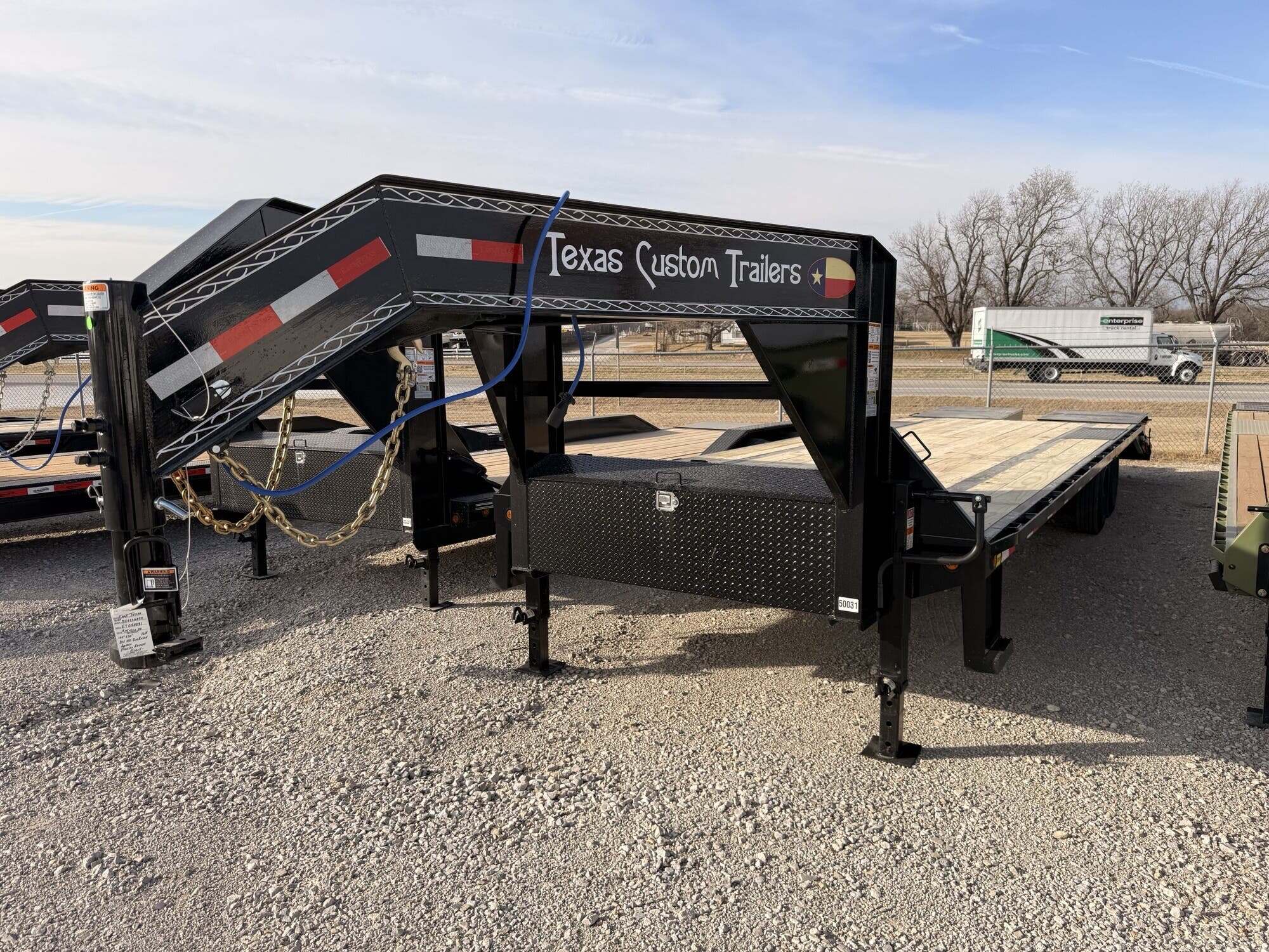 2026 East Texas Trailers 102x30 GN HD Deck Over 16K in Decatur, TX