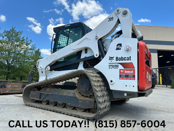 2020 Bobcat T740 in Indianapolis, IN