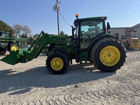 2023 John Deere 6R 130 in Petersburg, IL