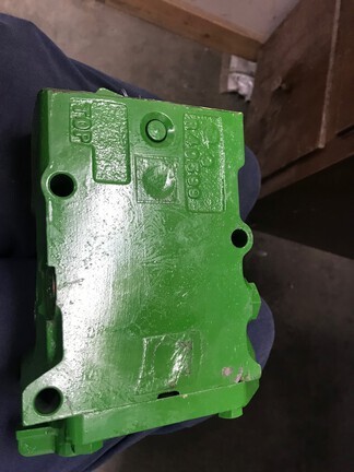 John Deere NEW REMAN 203670 1040 SCV in Assumption, IL