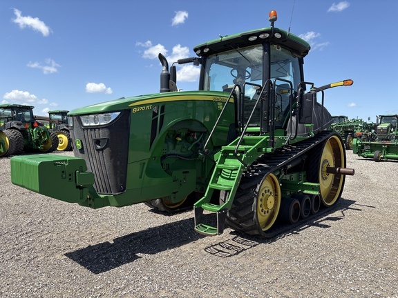 2019 John Deere 8370RT in Robstown, TX