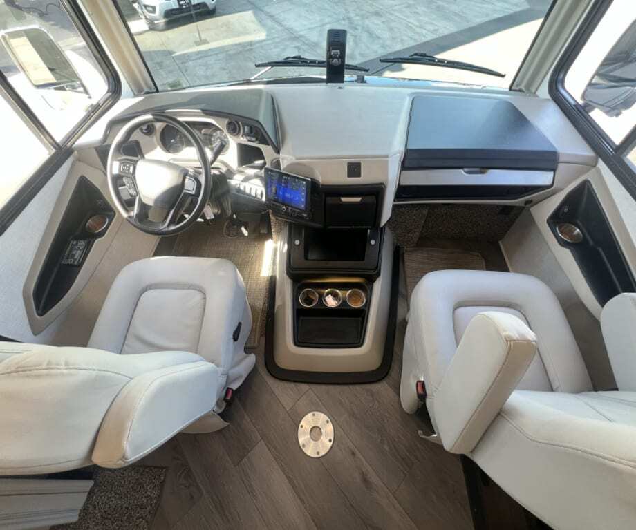 2024 Fleetwood BOUNDER 35K in san diego CA