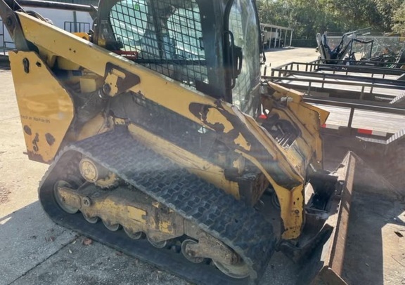 2014 Caterpillar 289d in S Daytona, FL