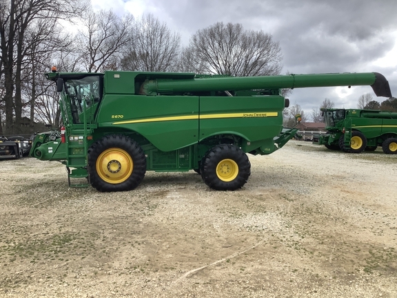 2014 John Deere S670 in Paris, TN