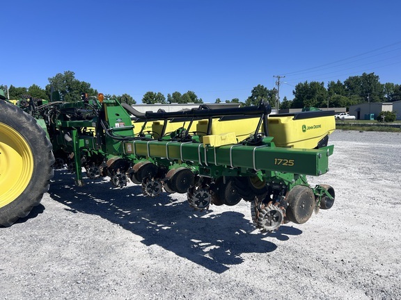 2024 John Deere 1725 in Ripley, TN