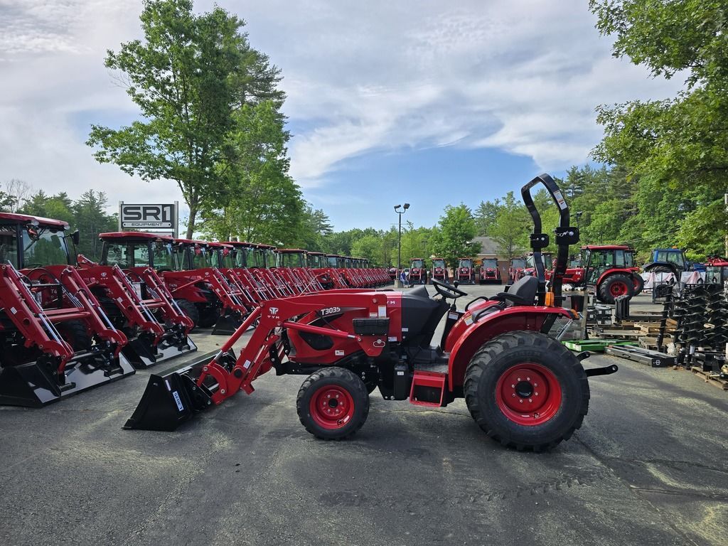 2026 TYM T3035H 4x4 Hydrostatic Tractor with SSQA Loader and 35 in Loudon, NH