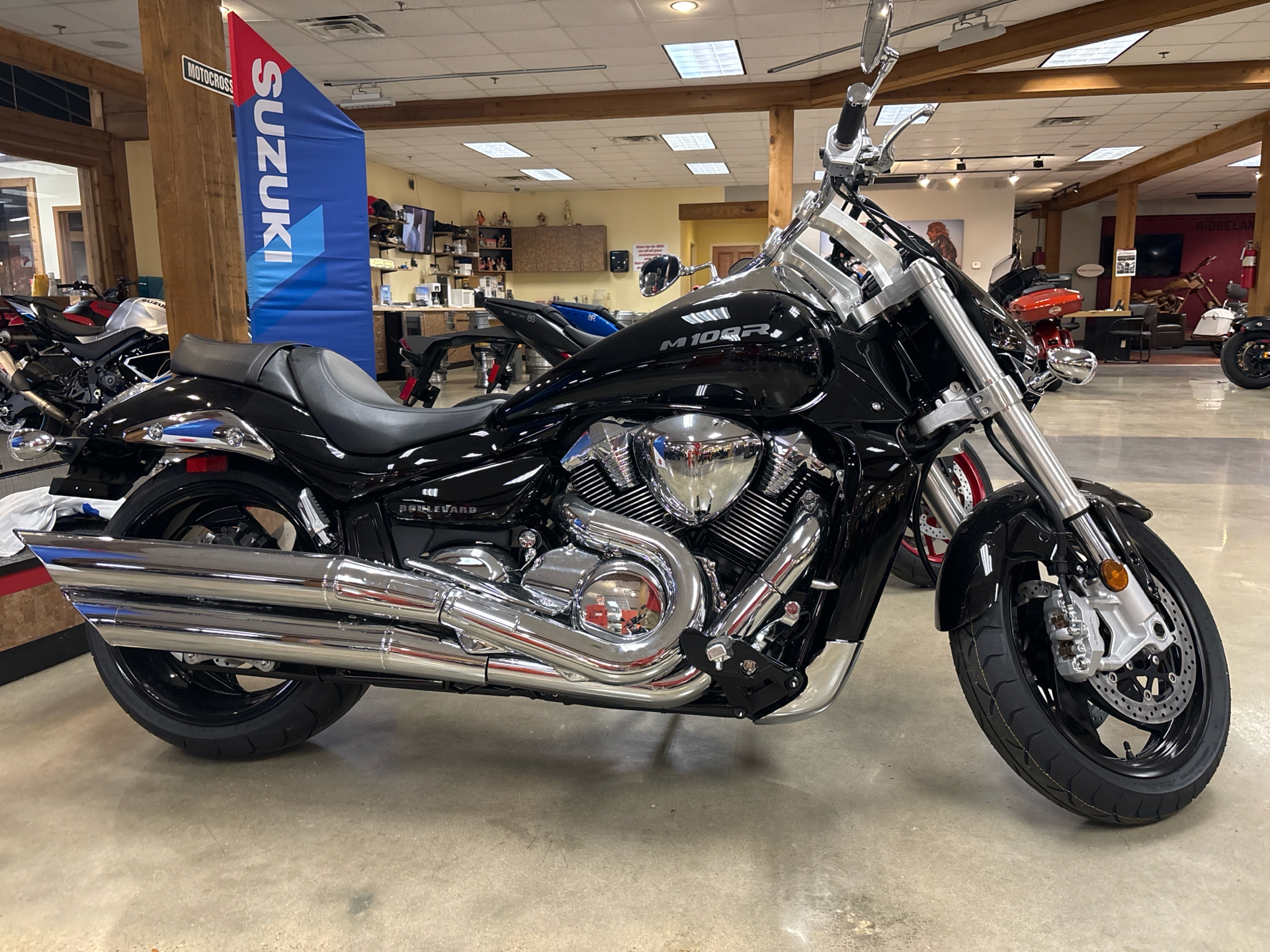 2025 Suzuki Boulevard M109R M109R in Ridgeland, MS