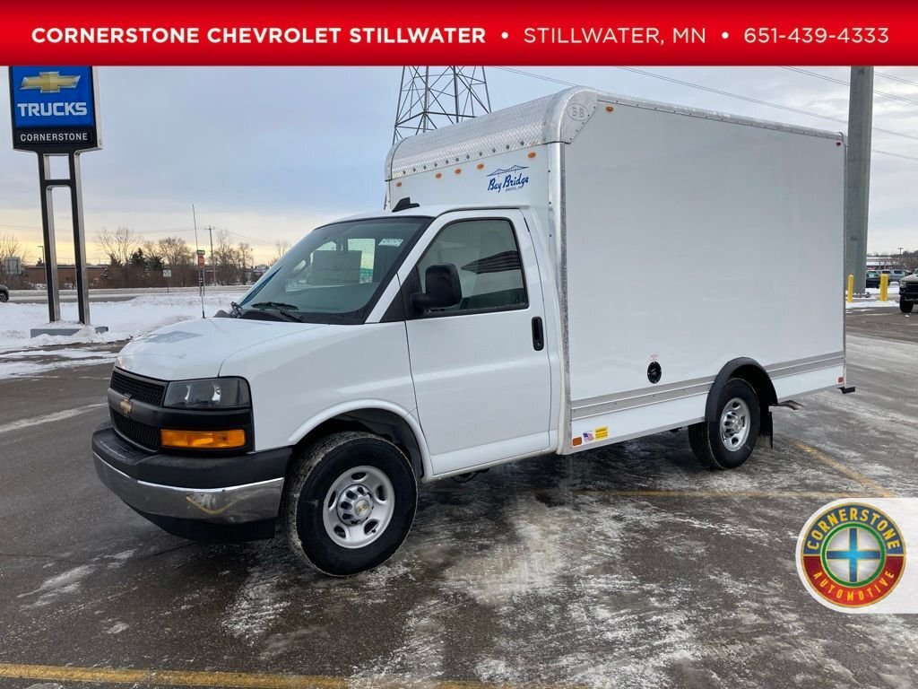2025 CHEVROLET Express Cutaway 3500 in Stillwater, MN