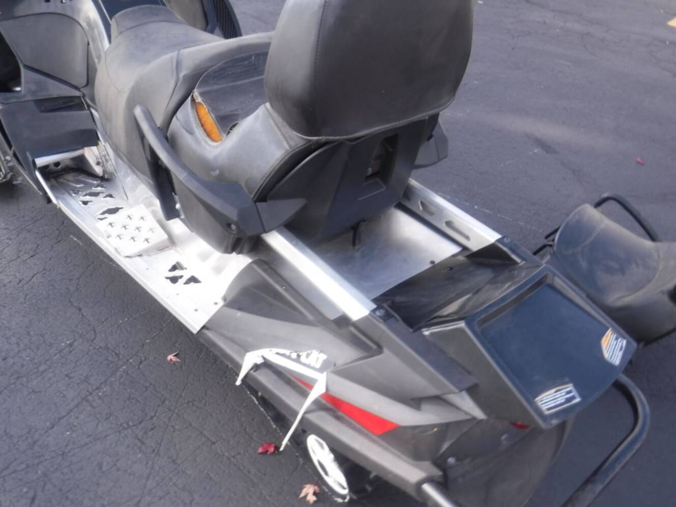 A photo of this 2017 Arctic Cat® LYNX 2000 LT ES